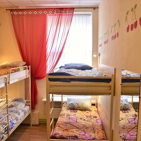 דנייפרופטרובסק Vishnya Hostel מראה חיצוני תמונה