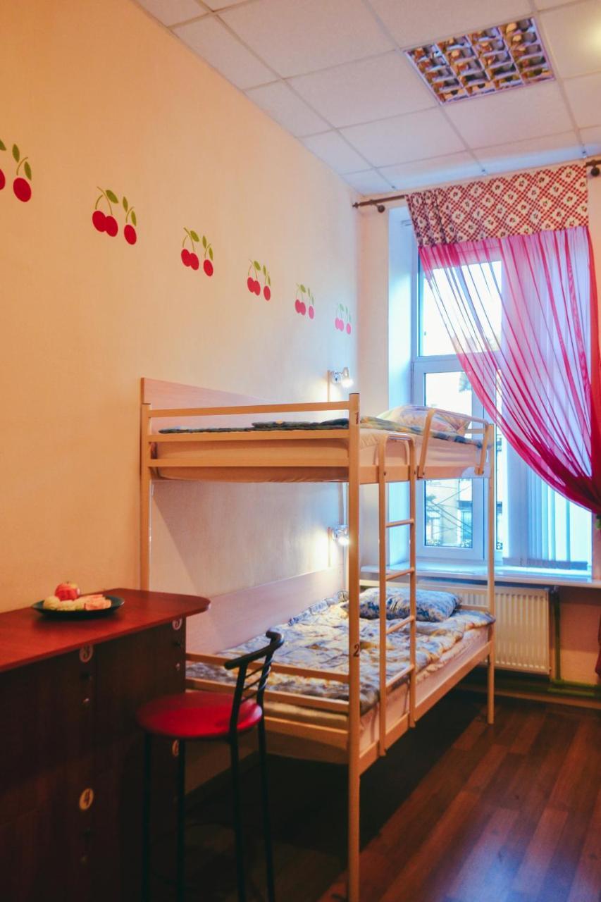 דנייפרופטרובסק Vishnya Hostel מראה חיצוני תמונה