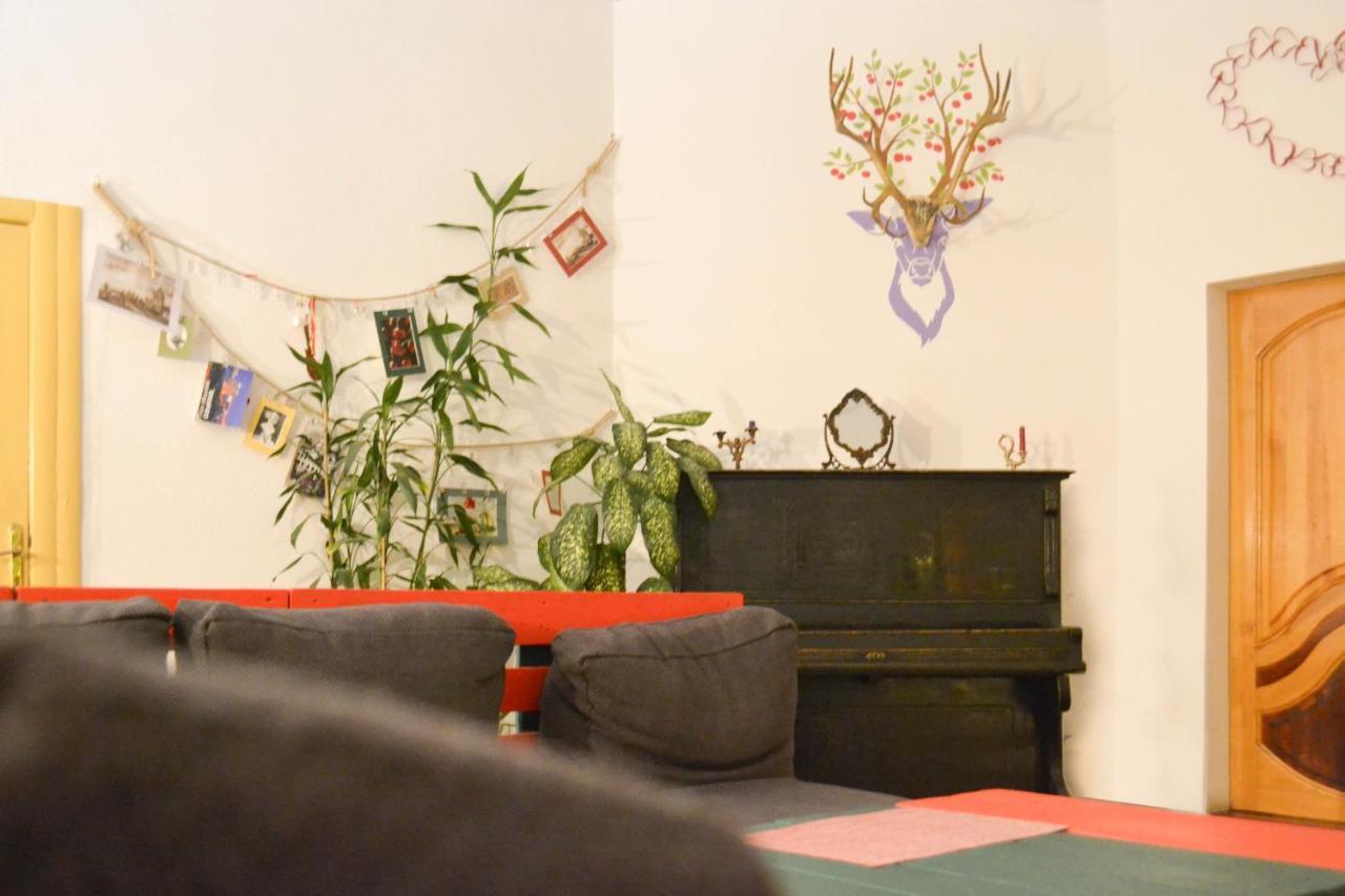 דנייפרופטרובסק Vishnya Hostel מראה חיצוני תמונה