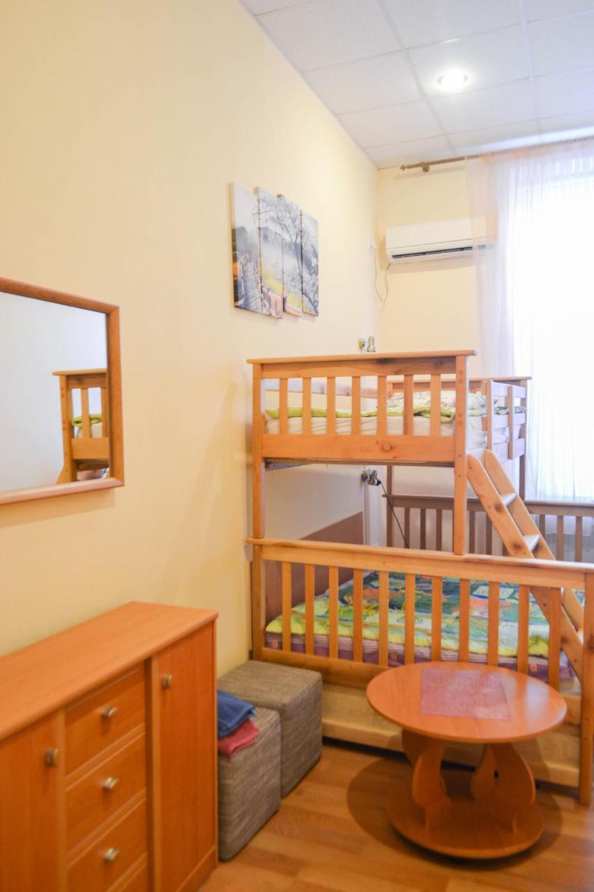 דנייפרופטרובסק Vishnya Hostel מראה חיצוני תמונה